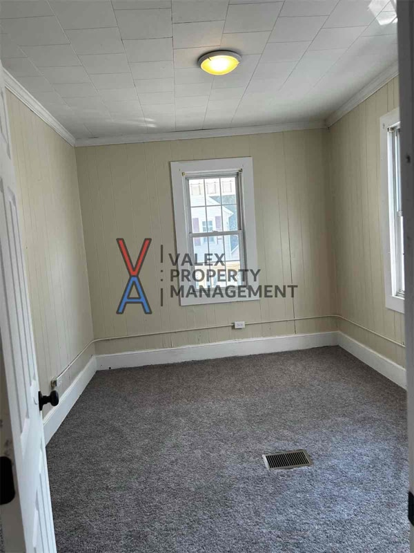 Building Photo - 156 Fallbrook St