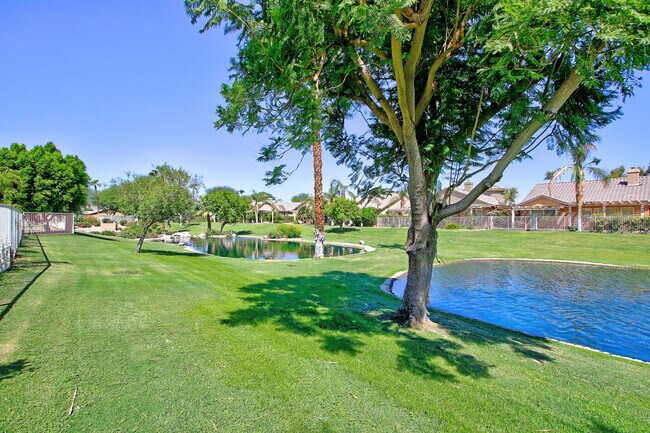 Foto del edificio - 82646 Heston Dr