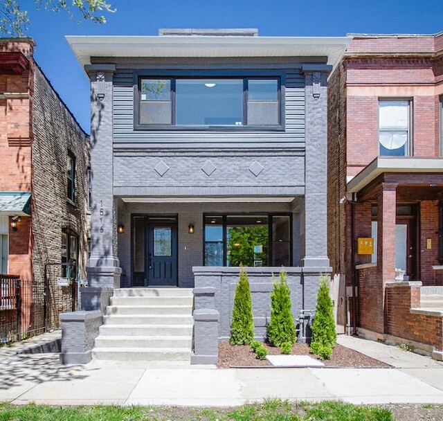 Building Photo - 1516 E 69th Plz