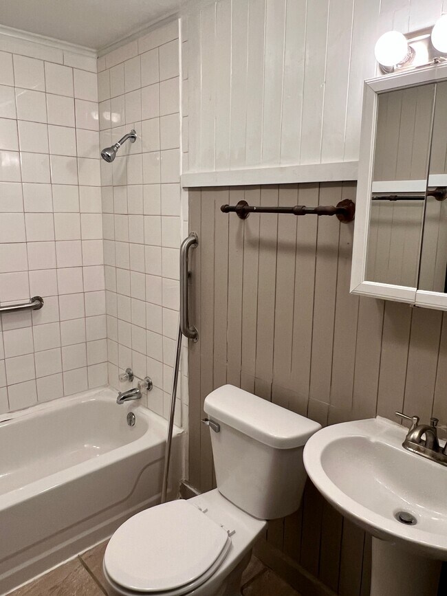 Foto del edificio - 316 S Ridgewood Dr