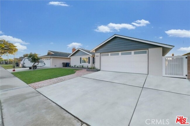 Building Photo - 15031 Eton Cir