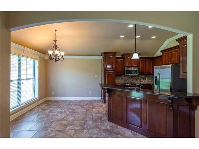 Building Photo - Gated Community close to Barksdale Air For...