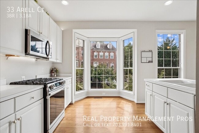 Photo - 33 Arell Ct- Townhome