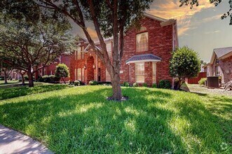 Building Photo - 10693 Lineberry Ln