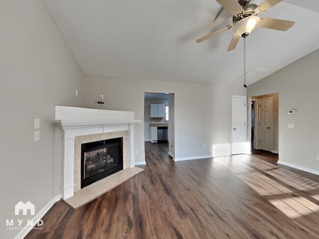 Building Photo - 466 Barewood Dr