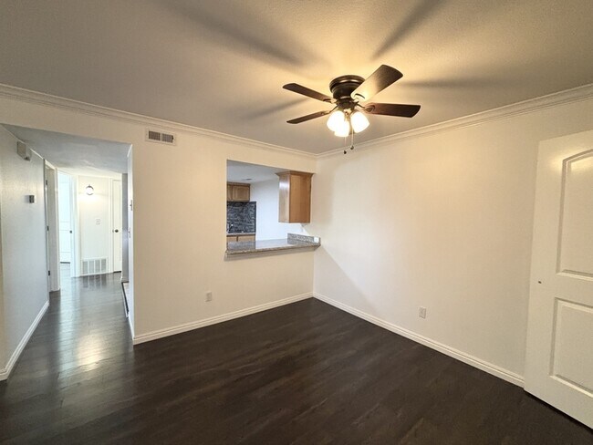 Building Photo - 5700 S 900 E