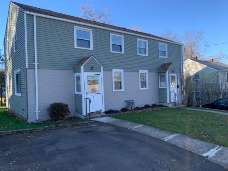 71 Texas Dr, New Britain, CT 06052 Townhome Rentals in New Britain CT