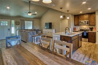 Building Photo - 1139 Cedar Bend