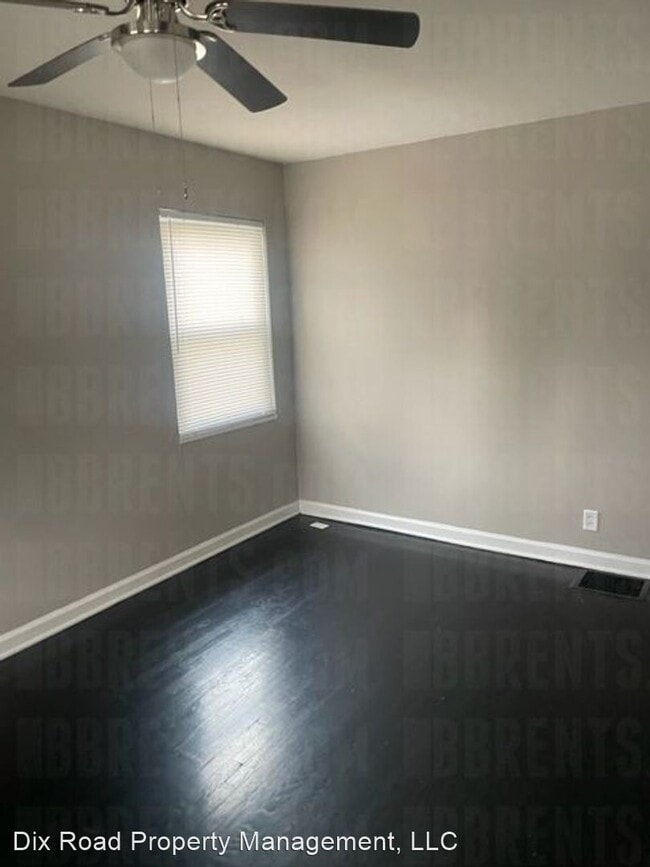 Building Photo - 2 br, 1 bath House - 1445 Southlyn Drive,