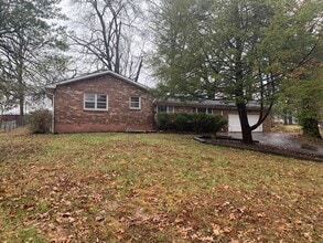 Building Photo - 624 Cherrywood Dr