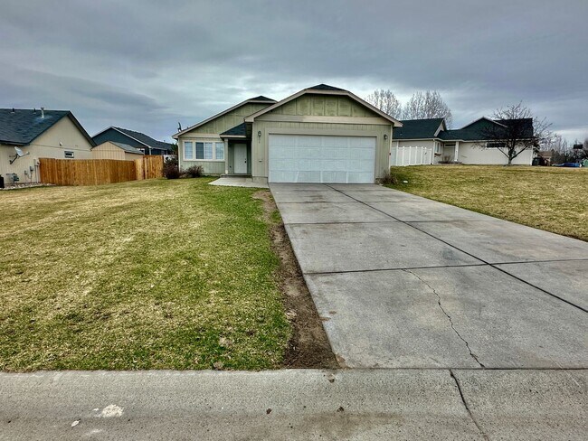 Foto del edificio - New on the market!