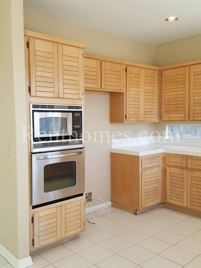 Foto del edificio - Carmel Mt Ranch, 14264 Breezeway Place, Id...