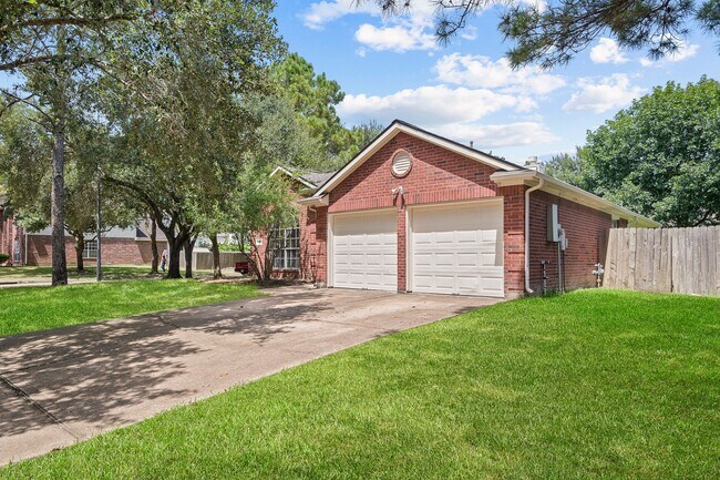 Foto del edificio - 5827 Willow Park Dr