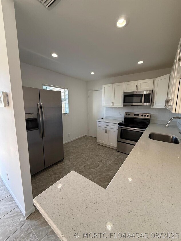 Building Photo - 5595 Kimberton Way