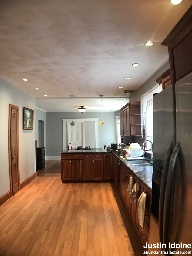 Foto principal - 60 Trowbridge St