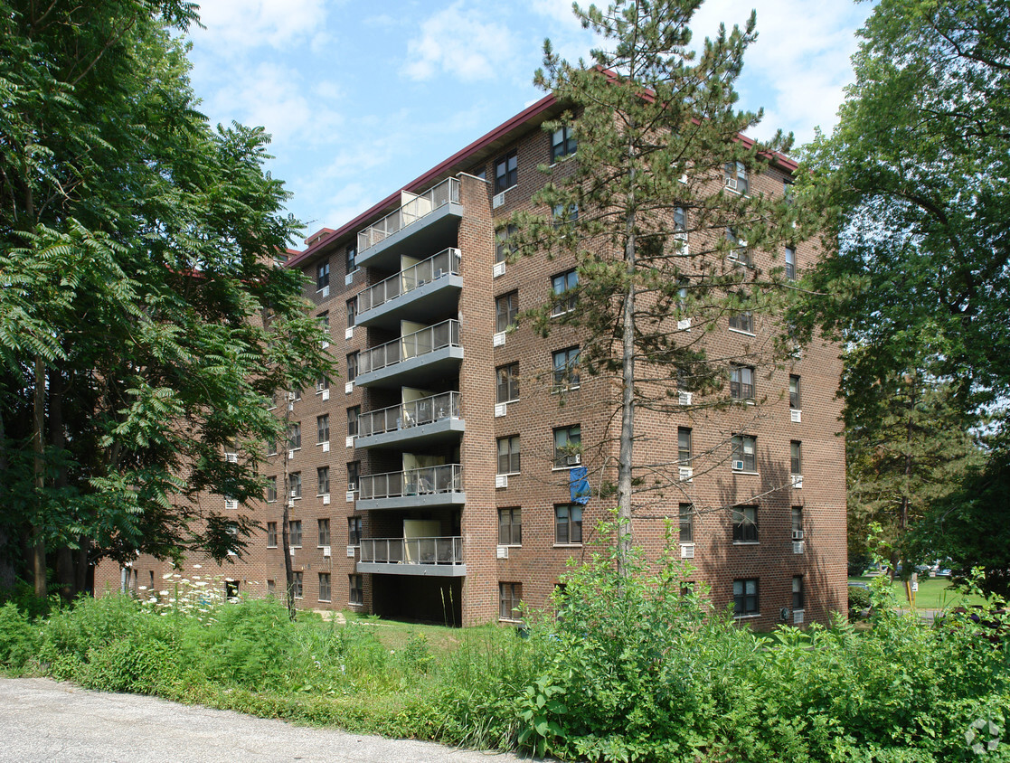 Building Photo - Fairview Apartments