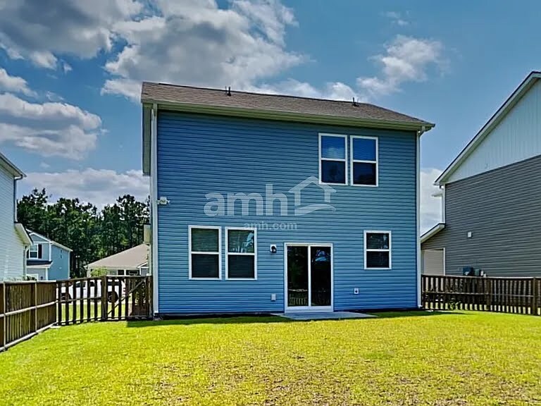 Foto principal - 288 Bering Ln