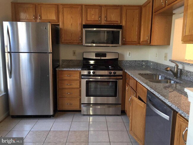 Building Photo - 6357 Littlefield Ct