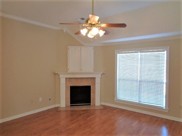 Foto del edificio - 13132 Sandbourne Cross