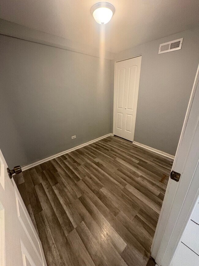 Foto del edificio - 2622 W Luther St