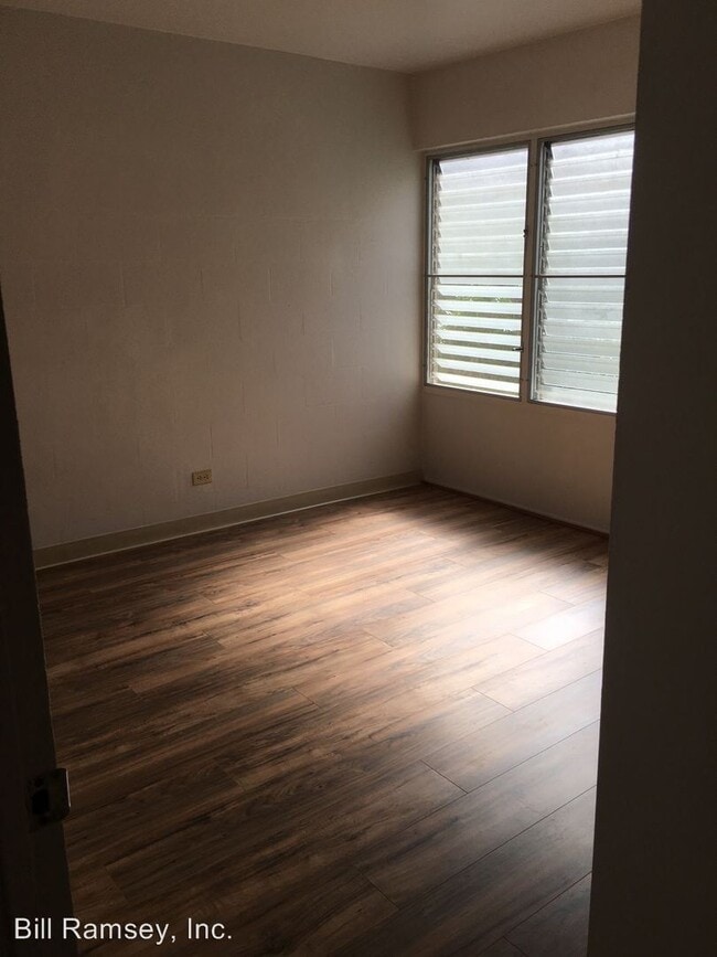 Building Photo - 444 Namahana St