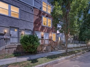 Building Photo - 3214 Dubois Pl SE