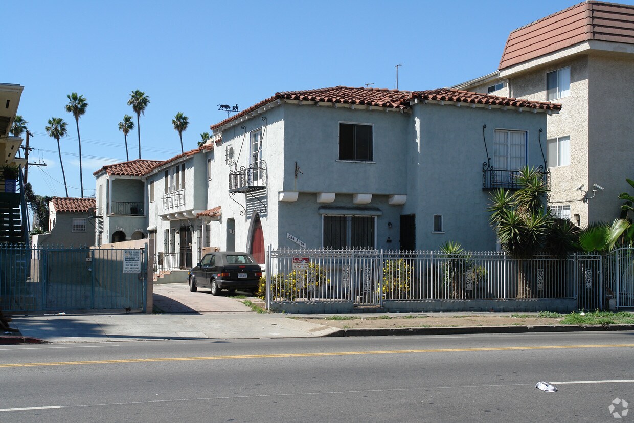 Foto del edificio - 255 S Normandie Ave