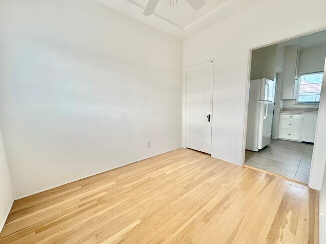 Foto del edificio - 703 9th St