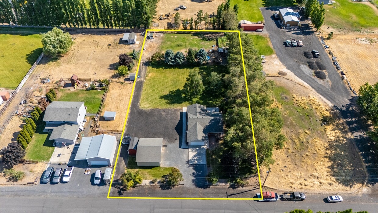 Primary Photo - 7887 Dahl Rd NE