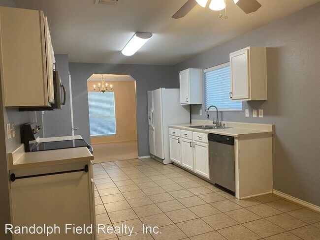 Building Photo - 3 br, 2 bath House - 200 WILLOW RUN