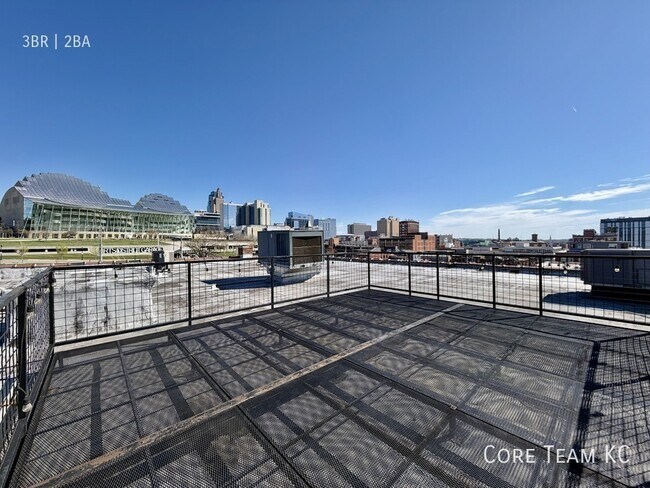 Foto del edificio - 1800 Central St