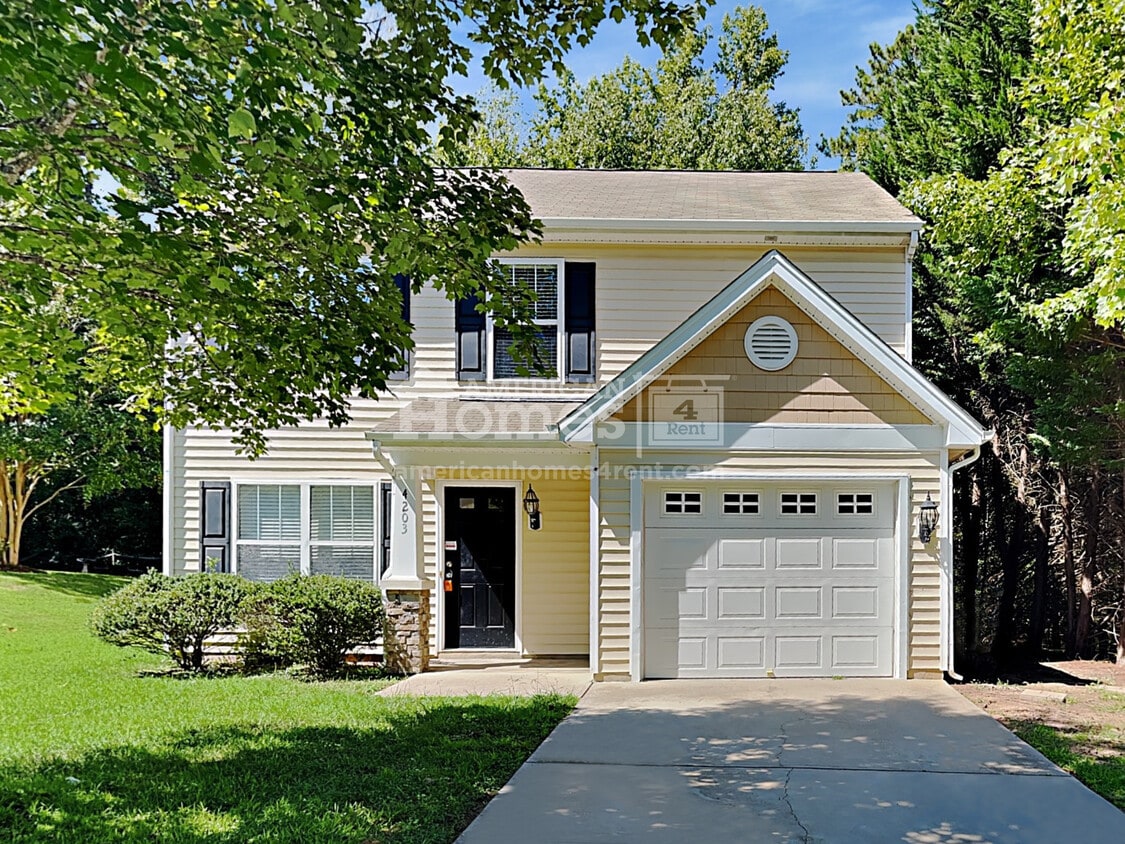 Primary Photo - 4203 Panther Creek Parkway