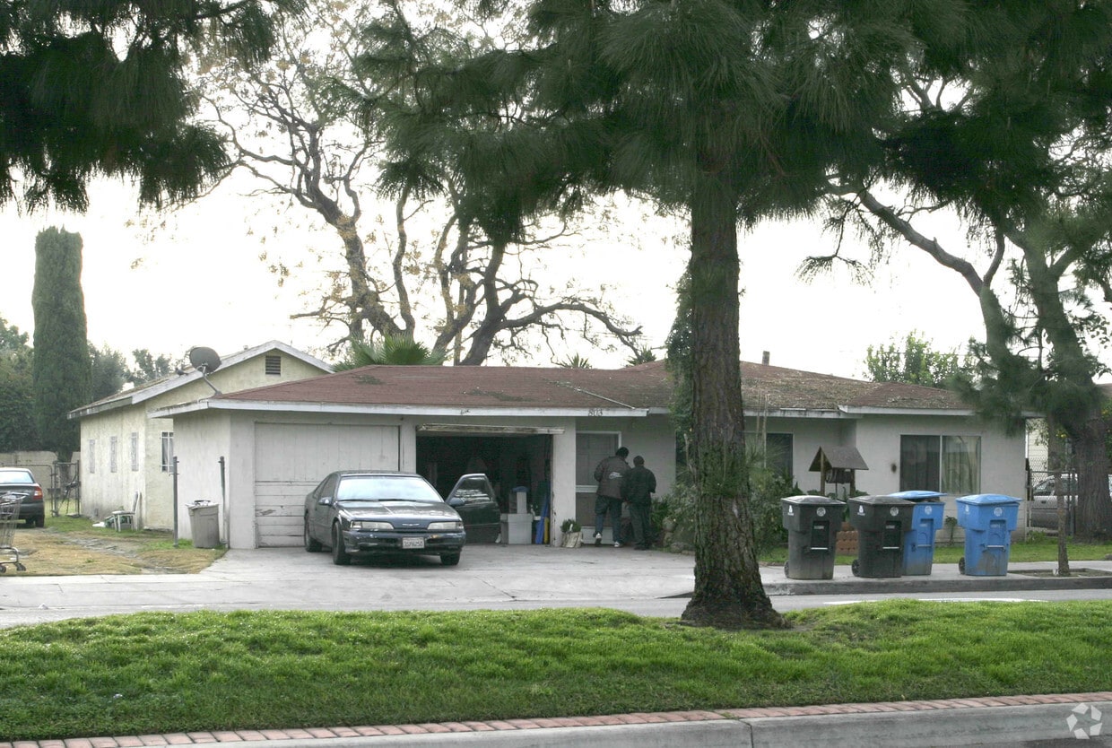Primary Photo - 8036 Garfield Ave