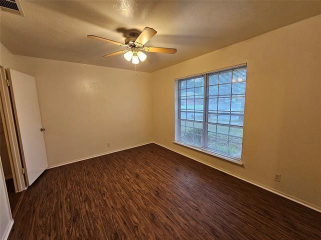 Building Photo - 2100 Redwood Pl