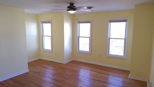 Building Photo - 203 W Delavan Ave