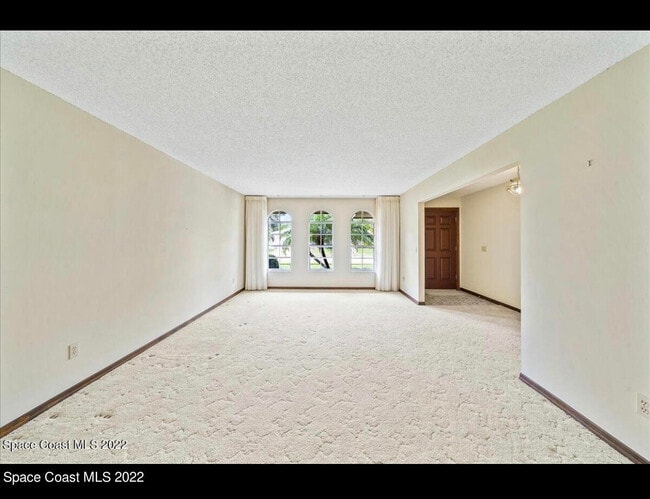 Building Photo - 755 Verbenia Dr