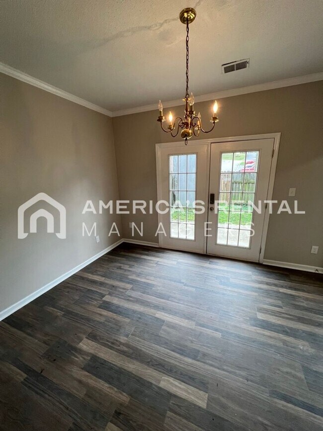 Foto del edificio - MOVE-IN SPECIAL!!! - Townhome For Rent In Pelham!!! Available NOW!! - RECEIVE A $500 GIFT CARD AF...