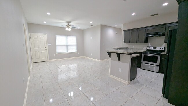 Foto del edificio - 20468 Westfield Dr