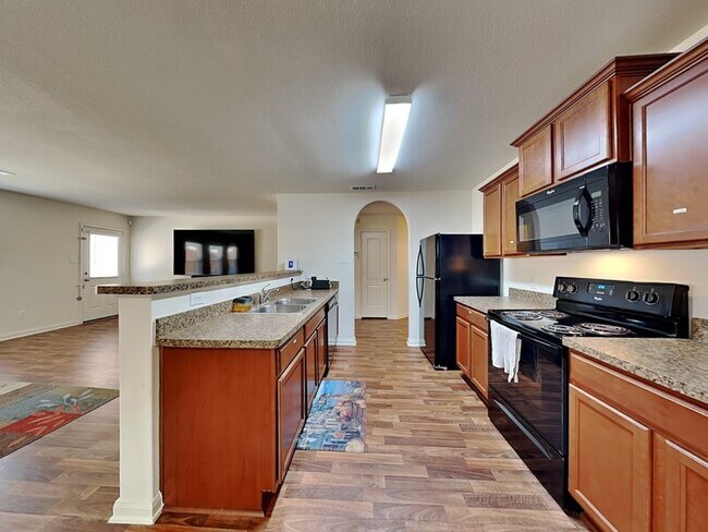 Building Photo - 1115 Leigh Ln
