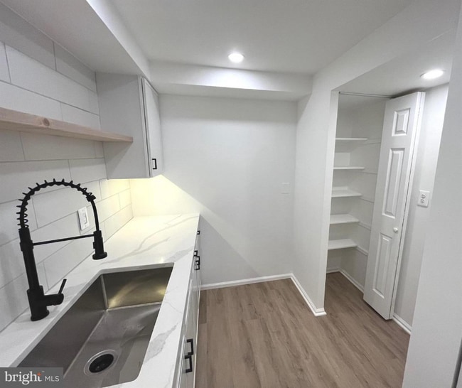 Building Photo - 7720 Tremayne Pl
