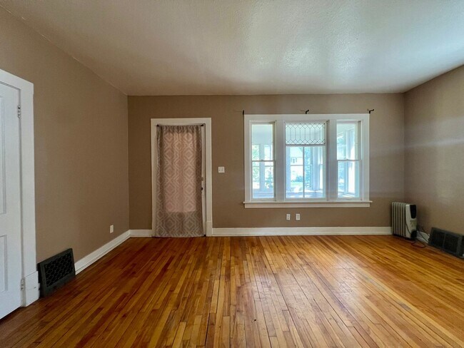 Foto del edificio - 926 2nd St NW