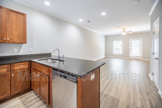 Building Photo - 211 Adderman Dr