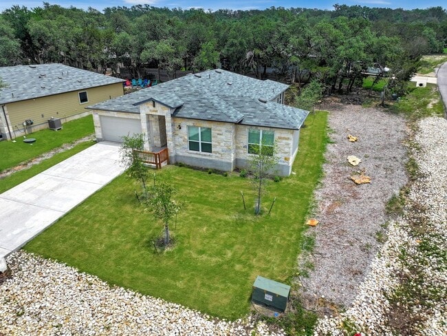 Building Photo - 3 Bedroom Single Family Home in Lago Vista