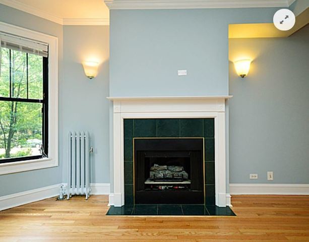 Building Photo - 7639 N Eastlake Terrace