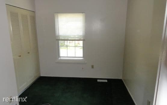 Building Photo - 33666 Bayview Dr