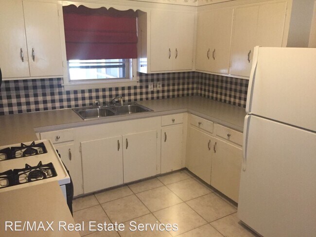 Foto del edificio - 2 br, 1 bath House - 9135 Laurie Lane