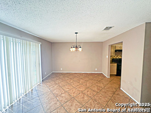 Foto del edificio - 6154 Ashley Spring