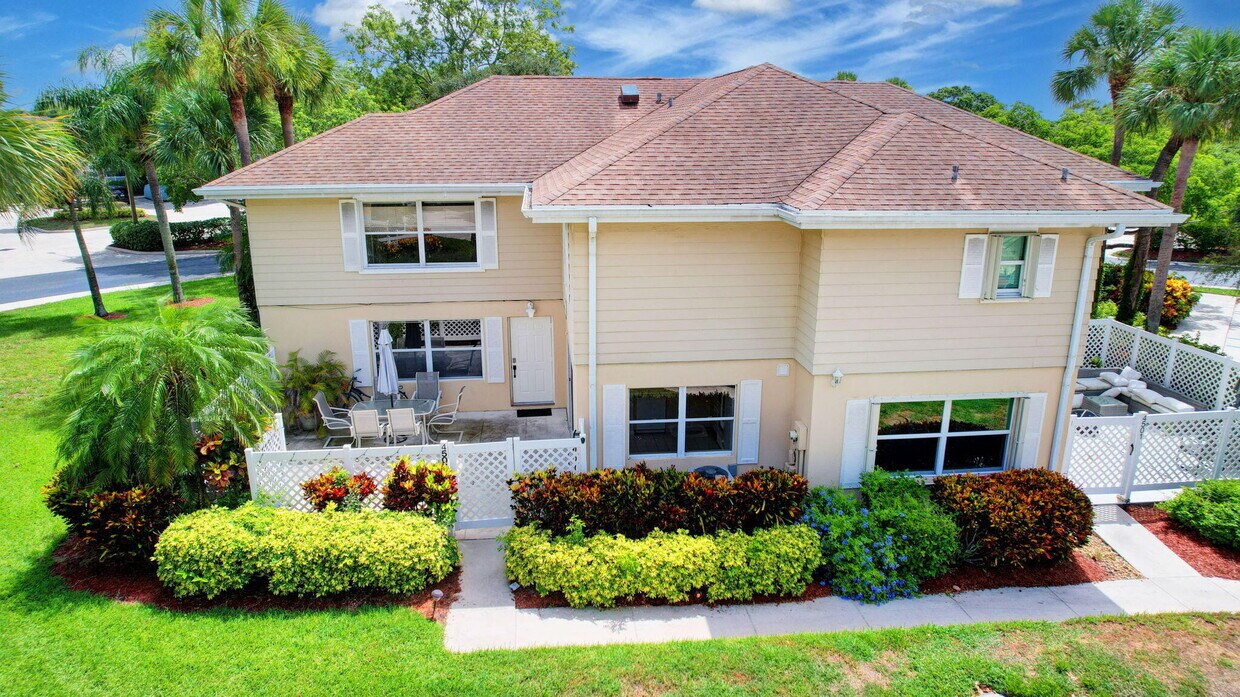 4502 Roxbury Ct, Boynton Beach, FL 33436 Townhome Rentals in Boynton