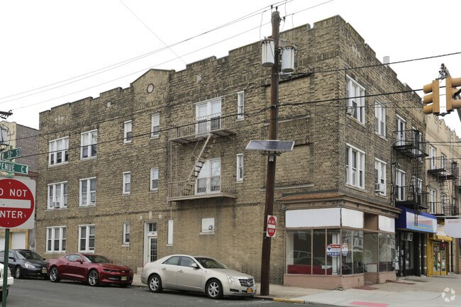 Building Photo - 1091 Avenue C