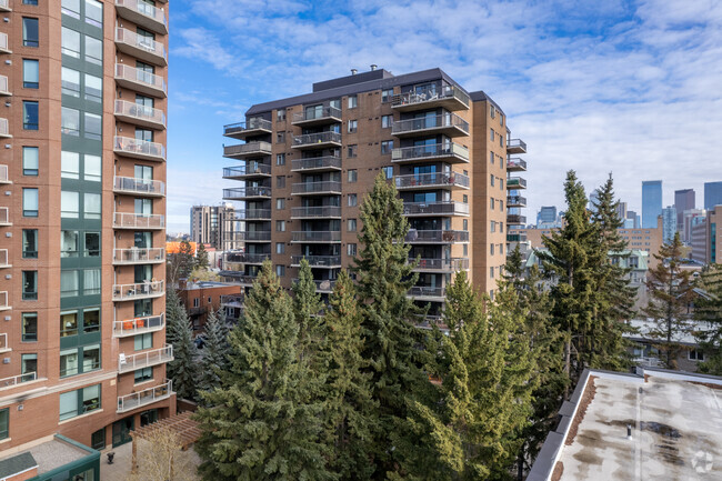 Building Photo - Riverscape